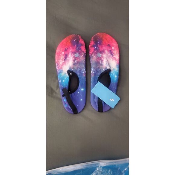 NWT NING ADULT WATER SHOES - Picture 5 of 5